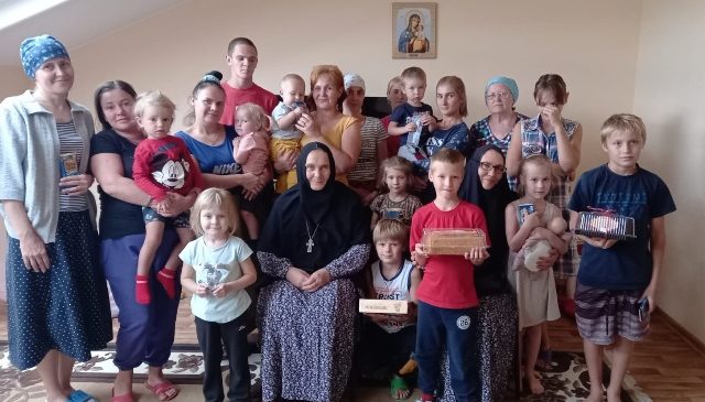 Церковный приют продолжает принимать беженцев