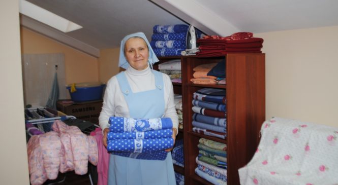 Церковный пункт временного размещения помогает беженцам и жителям Донбасса