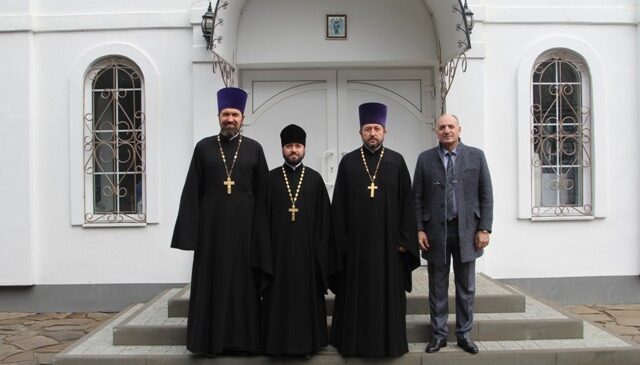 В Ростовской епархии продолжают открываться пункты гуманитарной помощи
